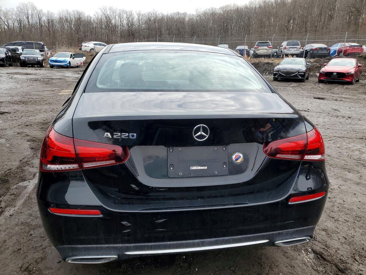 2022 Mercedes Benz A - Фото 6