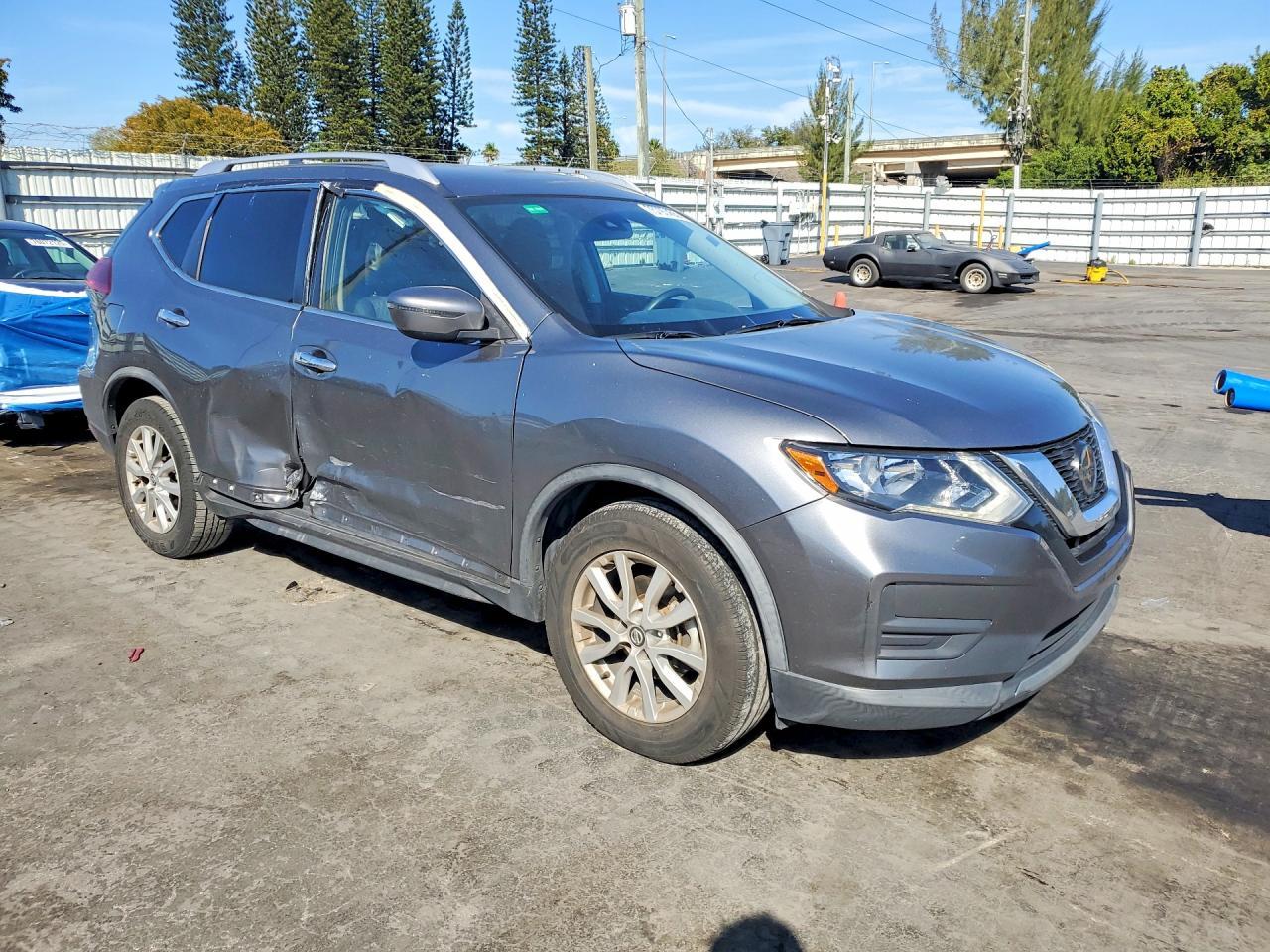 2020 Nissan Rogue S - Image 4