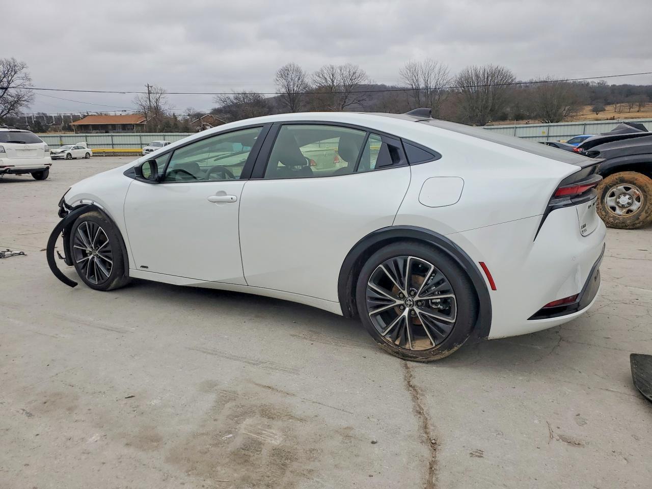 2024 Toyota Prius Le - Фото 2