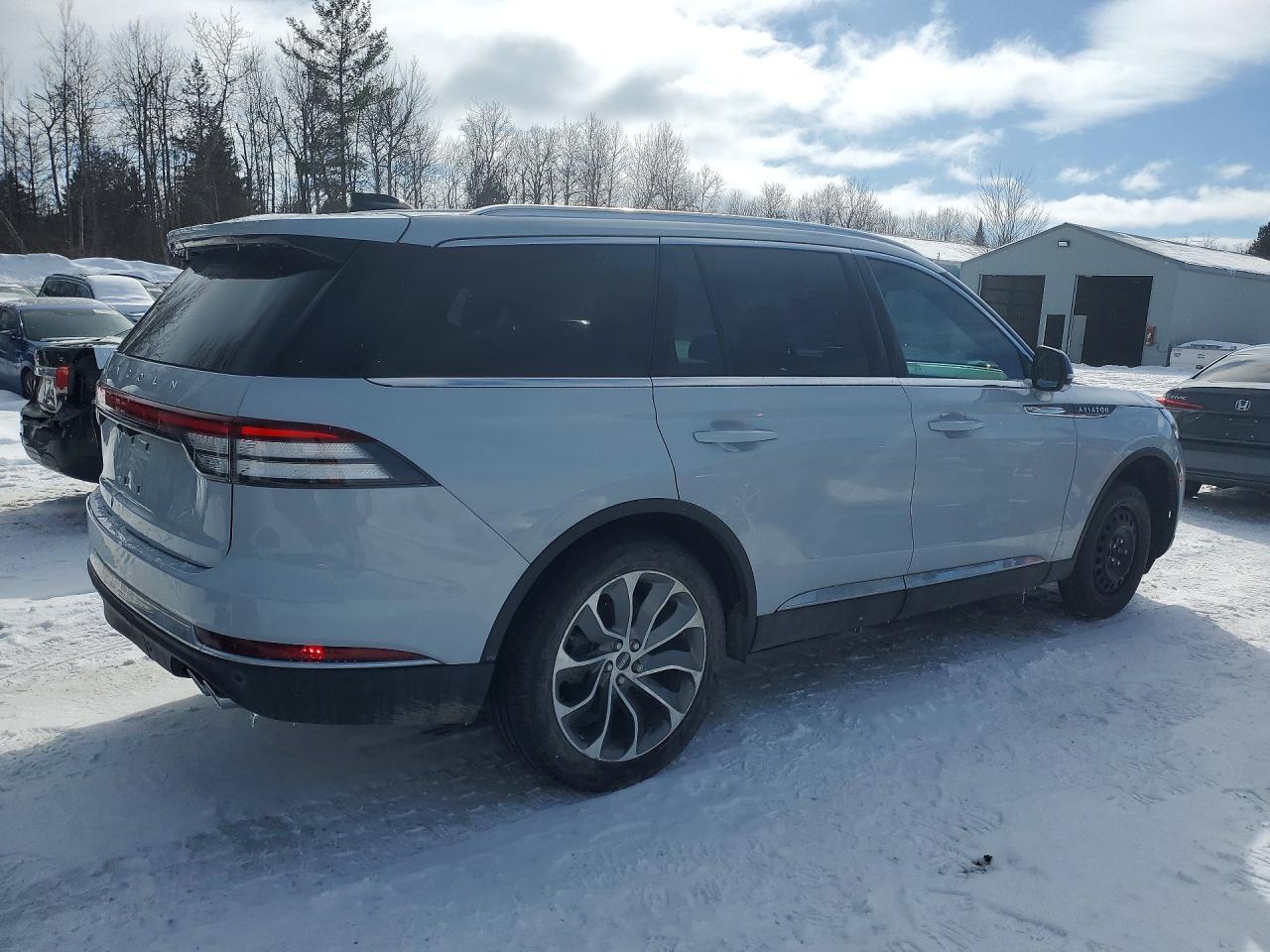 2025 Lincoln Aviator Reserve - Фото 3