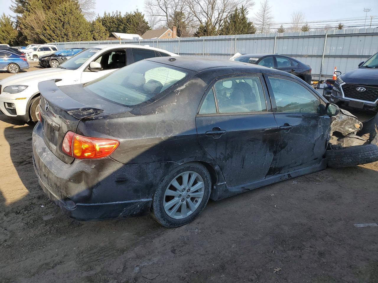 2010 Toyota Corolla Base - Фото 3