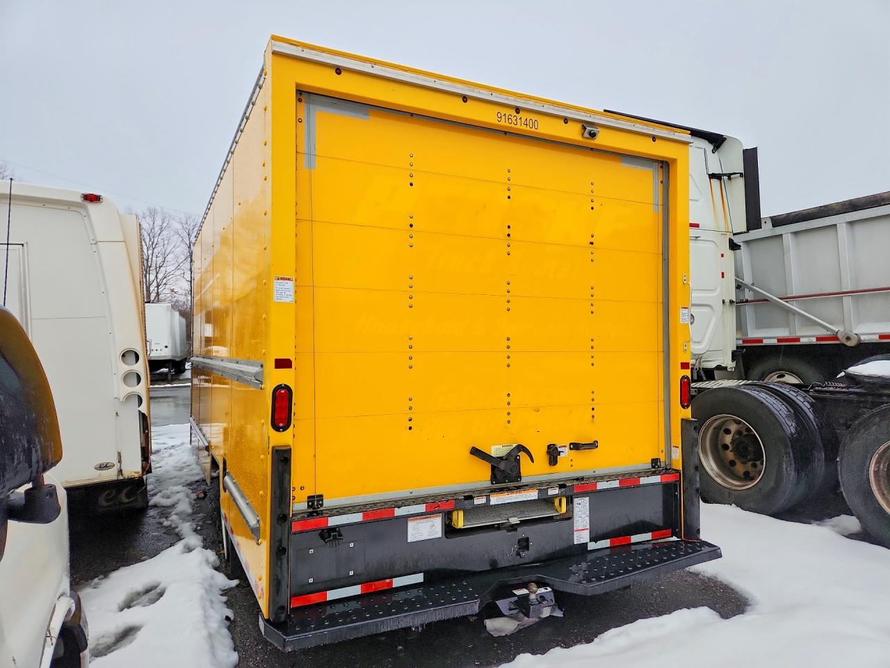 2024 Ford Econoline E-350 Box Truck ** Prior Fleet ** - Image 2