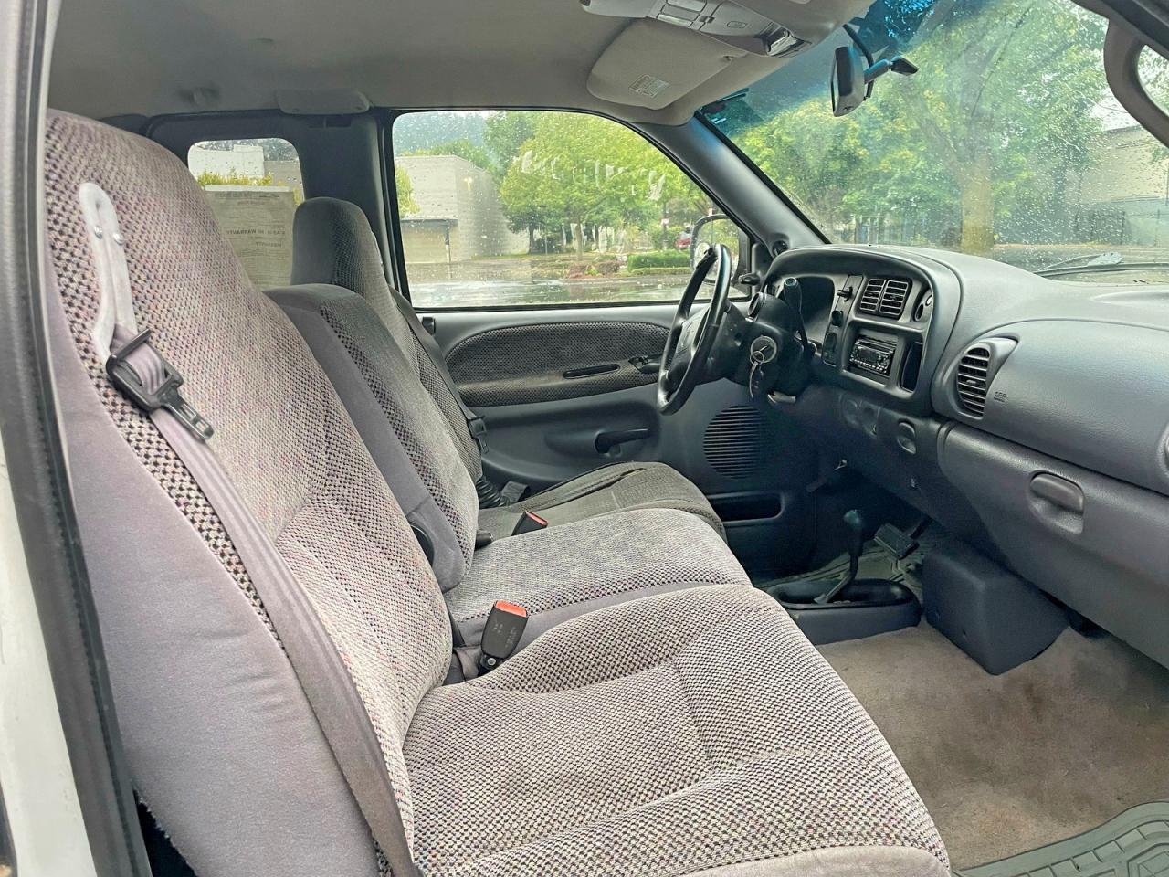 1999 Dodge Ram 2500 - Фото 5