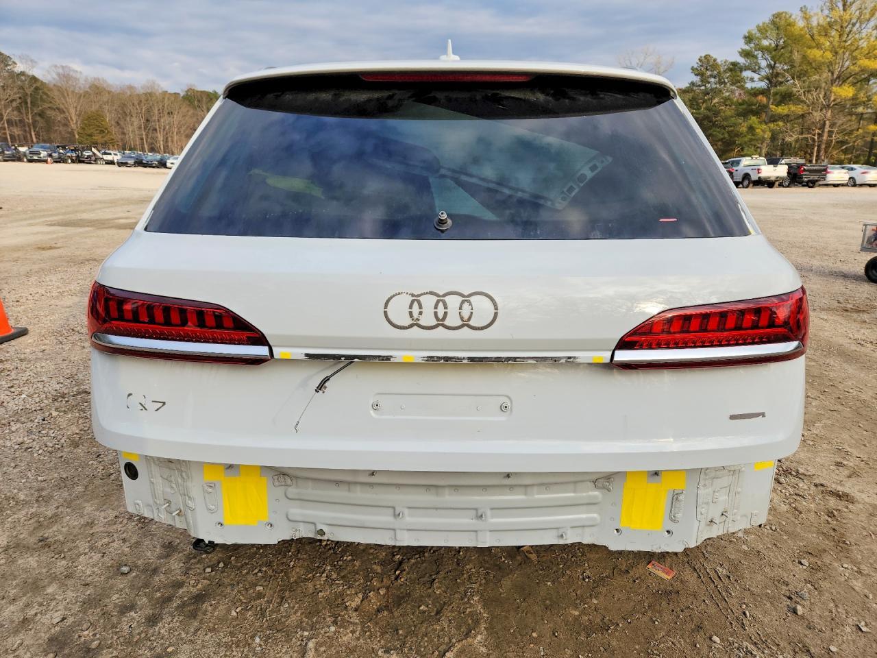 2023 Audi Q7 Premium Plus - Фото 6