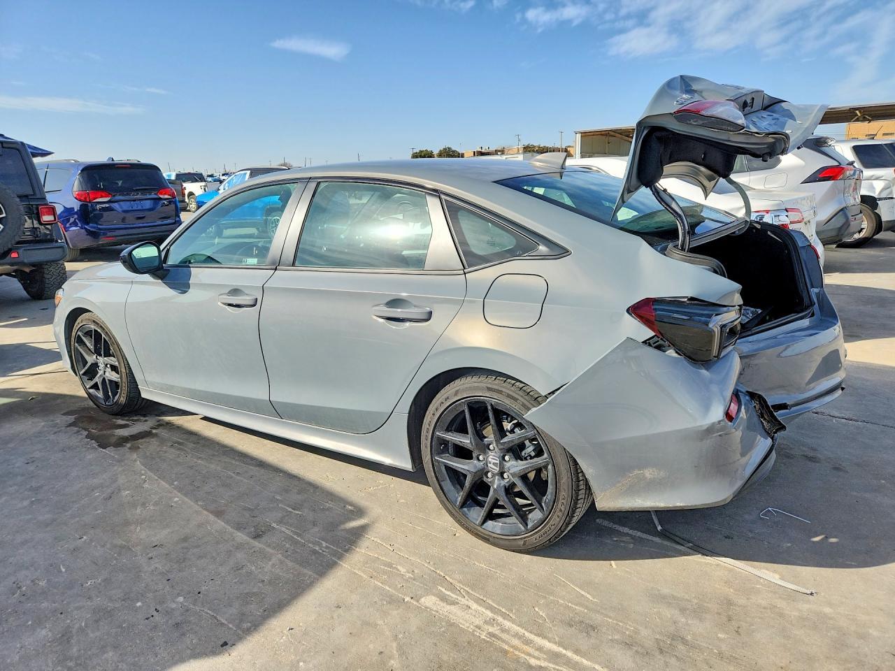 2025 Honda Civic Sport - Фото 2