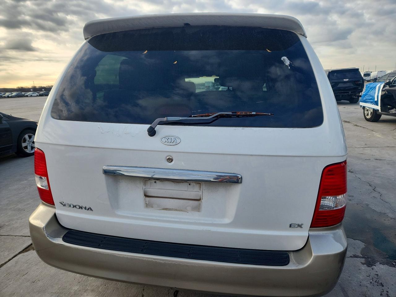 2005 Kia Sedona Lx - Фото 6