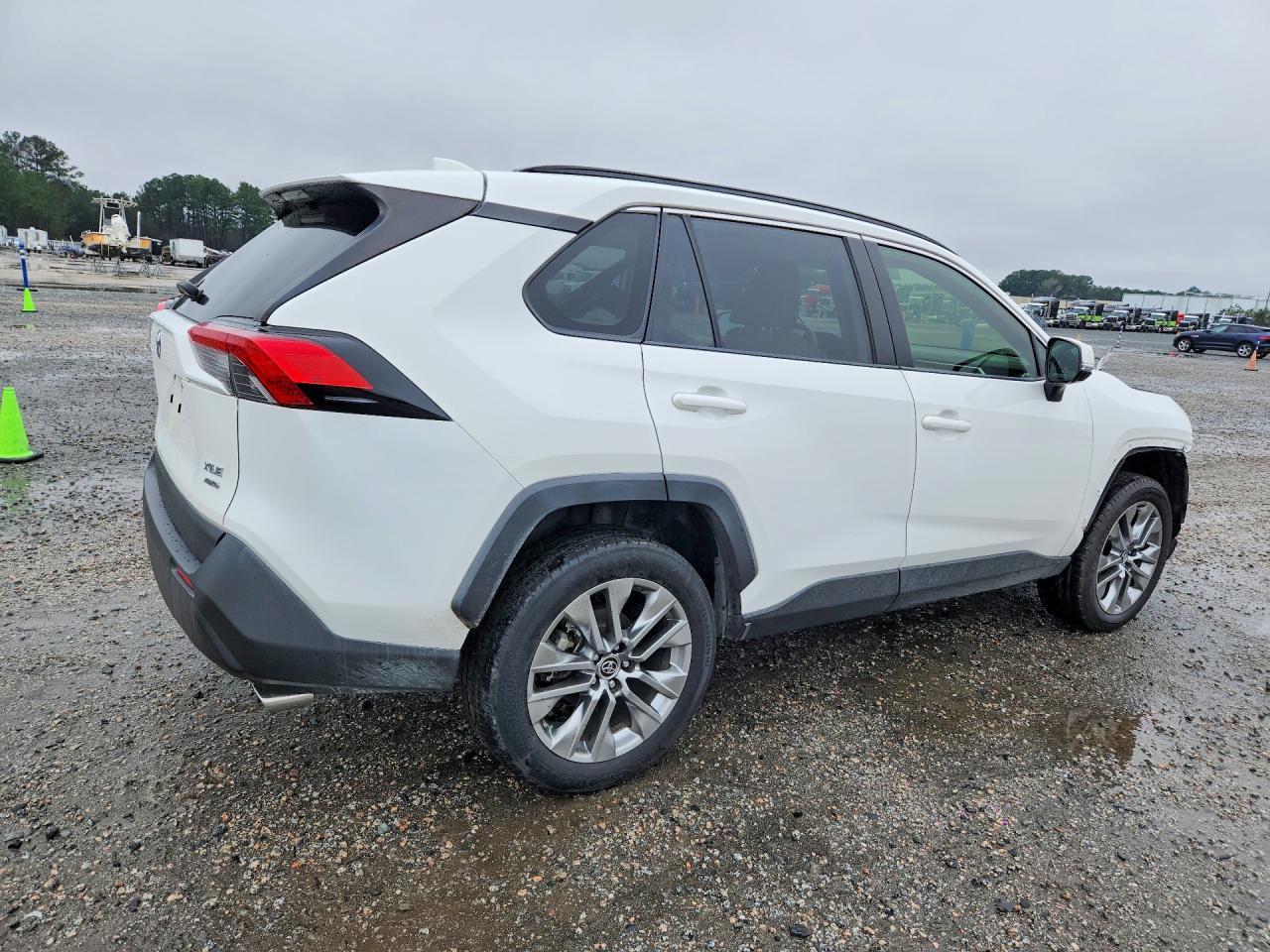 2019 Toyota Rav4 Xle Premium - Фото 3