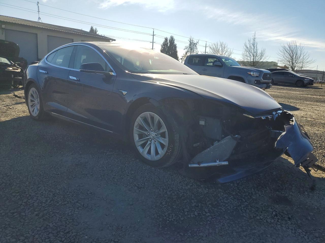 2017 Tesla Model S - Фото 4