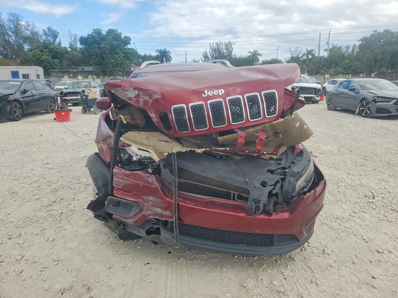 2019 Jeep Cherokee Latitude - Фото 5