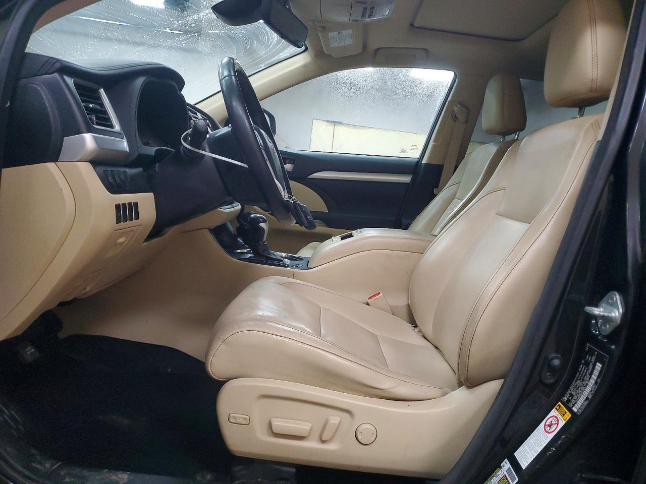 2017 Toyota Highlander Se - Фото 7