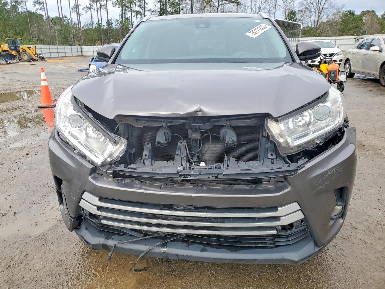 2017 Toyota Highlander Xle - Фото 5