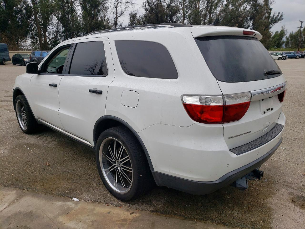 2013 Dodge Durango Crew - Image 2
