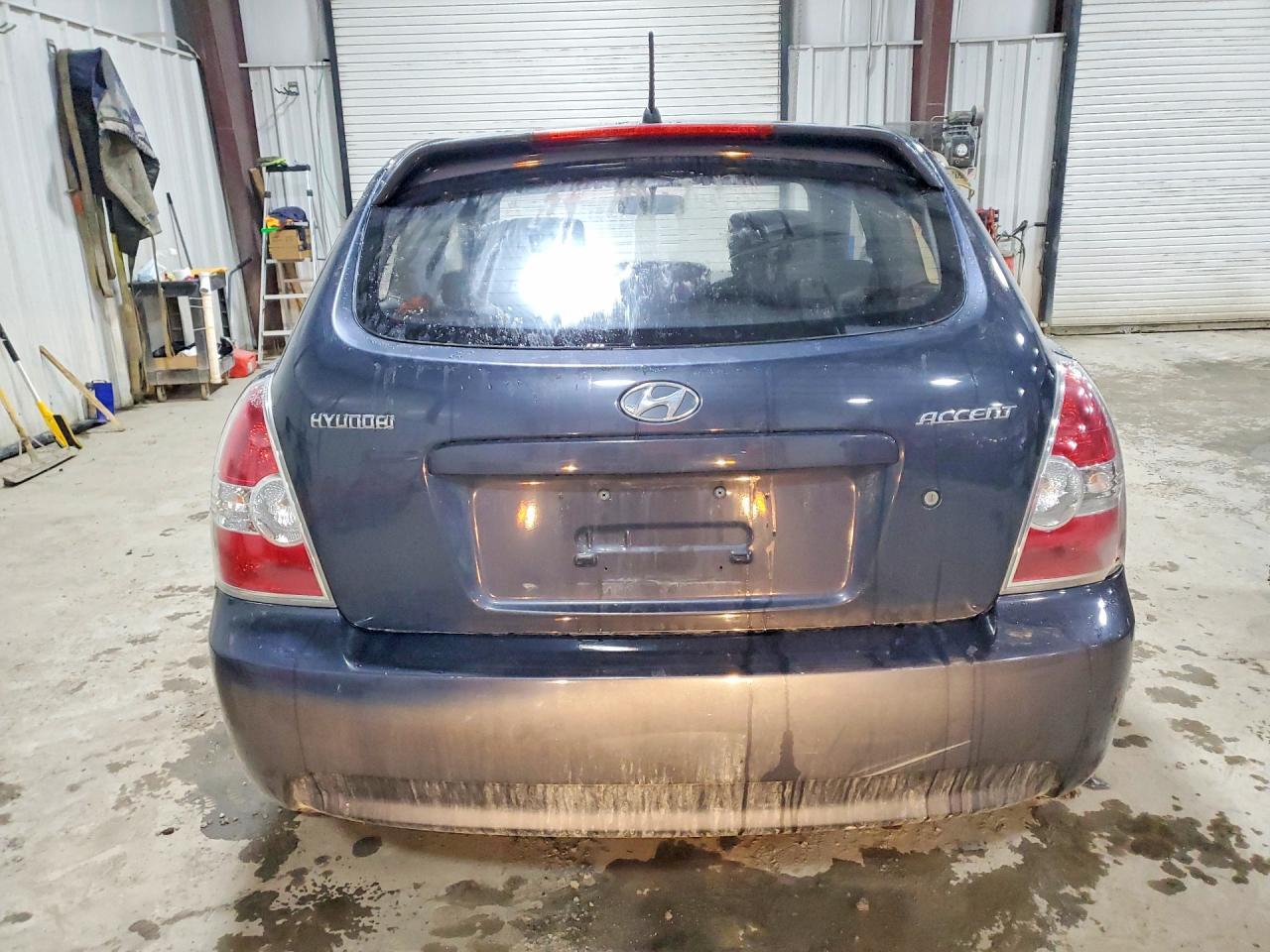 2010 Hyundai Accent Blue - Image 6