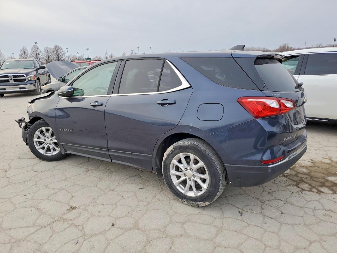 2018 Chevrolet Equinox Lt - Image 2