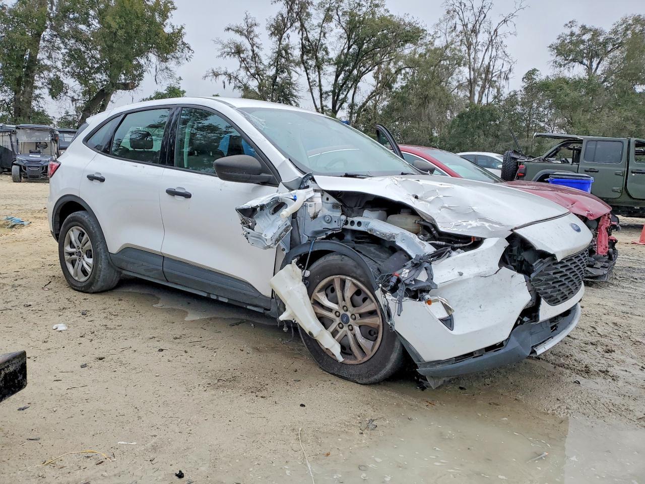 2021 Ford Escape S - Фото 4