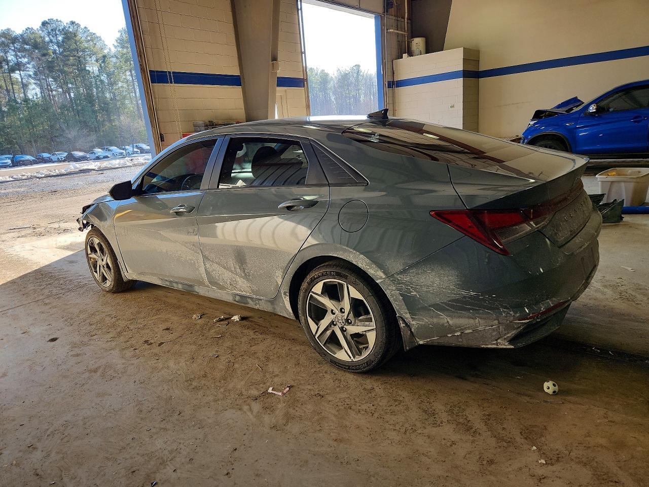 2023 Hyundai Elantra Sel - Фото 2