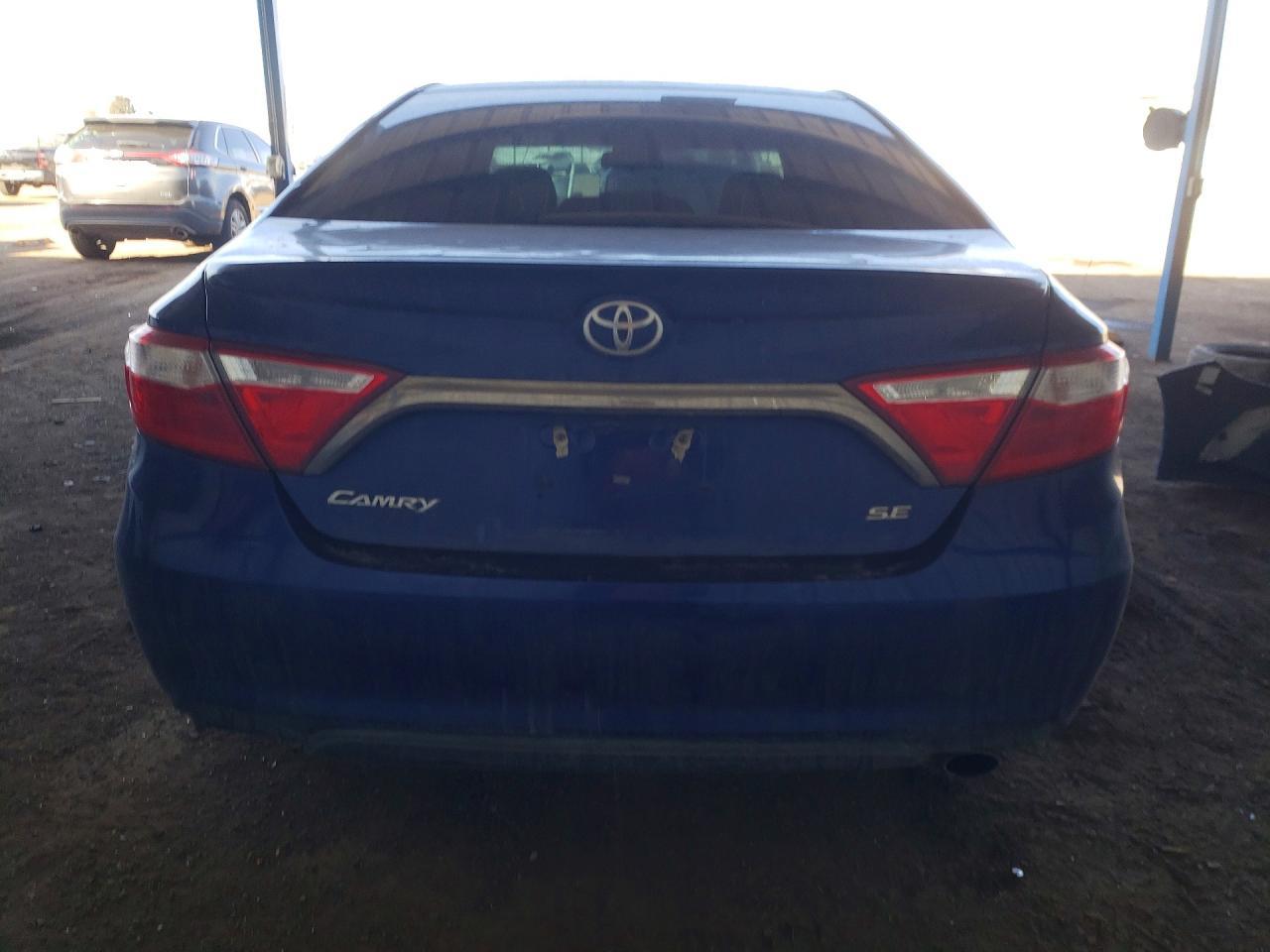 2016 Toyota Camry Se - Image 6