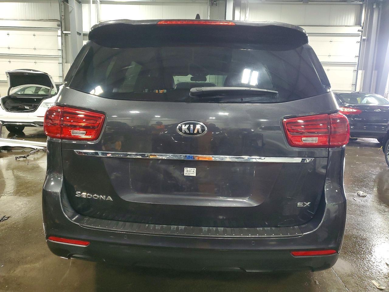 2021 Kia Sedona Ex - Фото 6