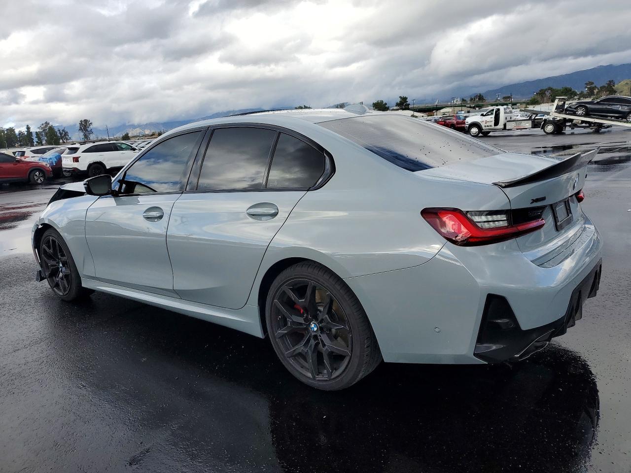 2025 BMW M340Xi - Фото 2