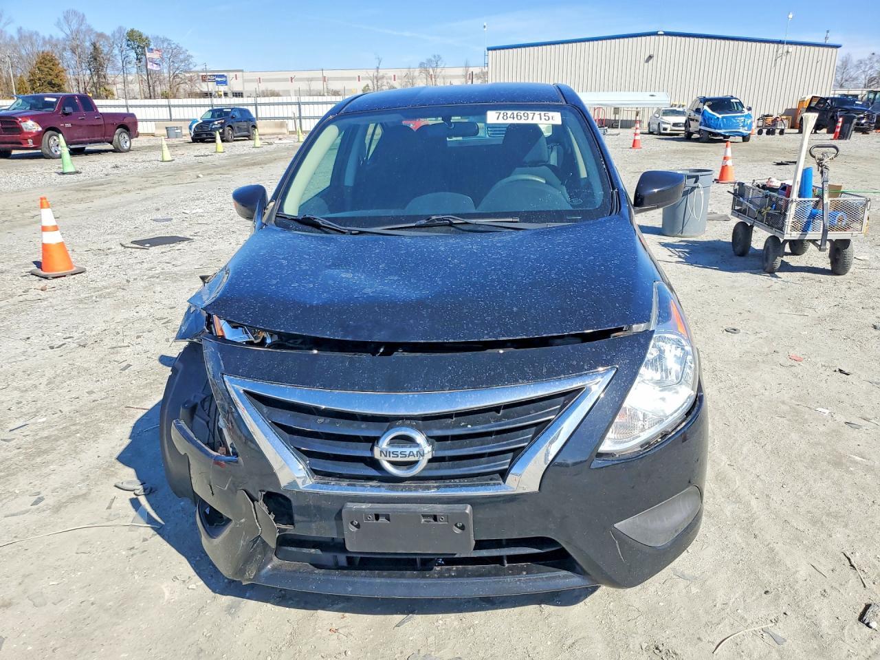 2016 Nissan Versa - Image 5