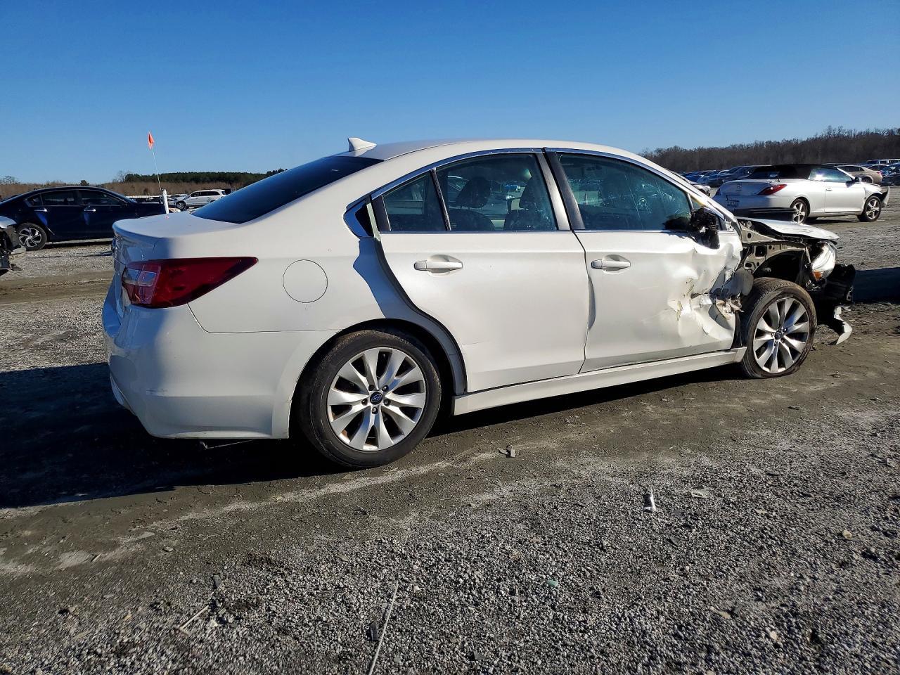 2016 Subaru Legacy 2.5I Premium - Фото 3