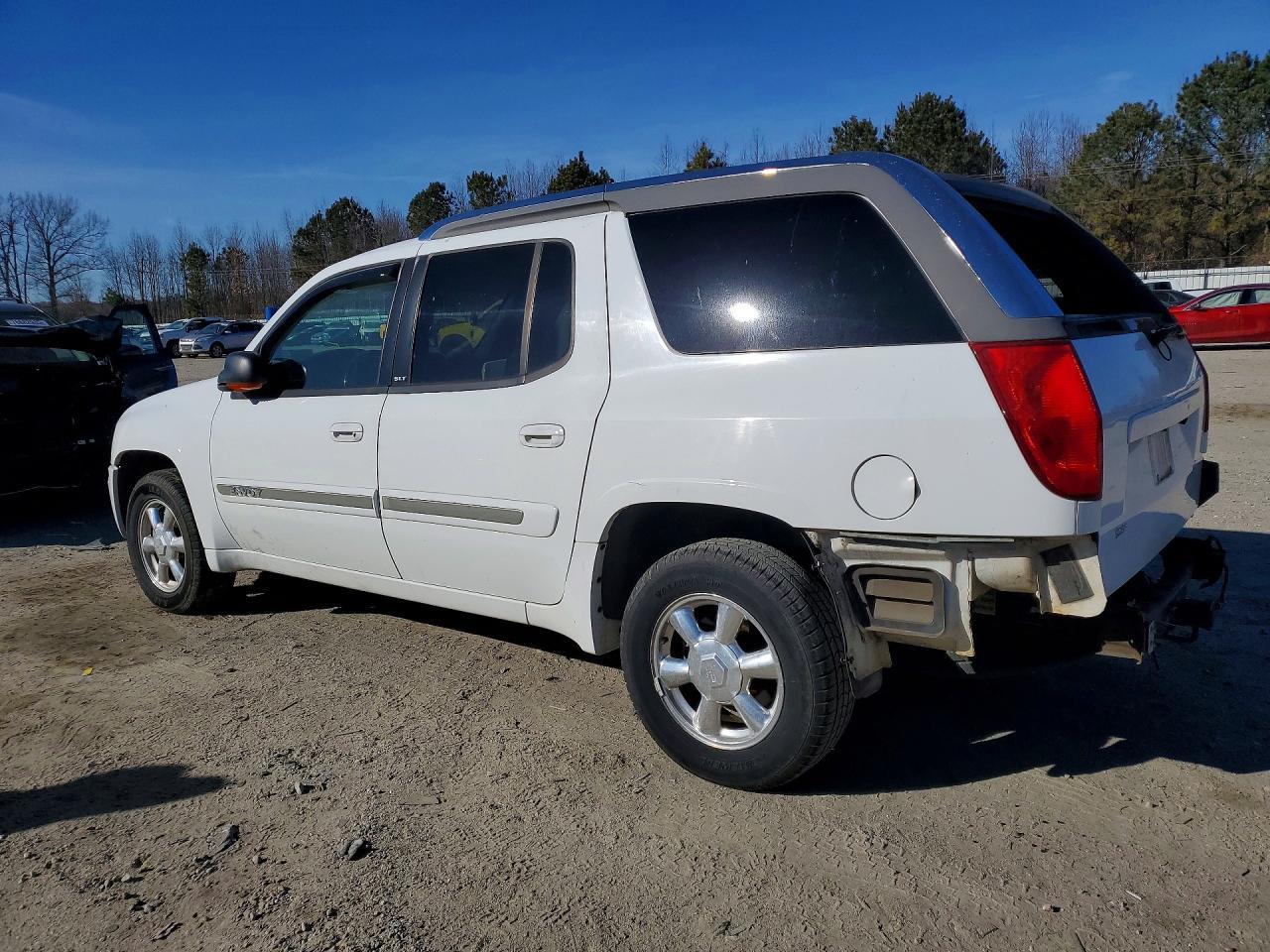 2004 GMC Envoy Xuv - Фото 2