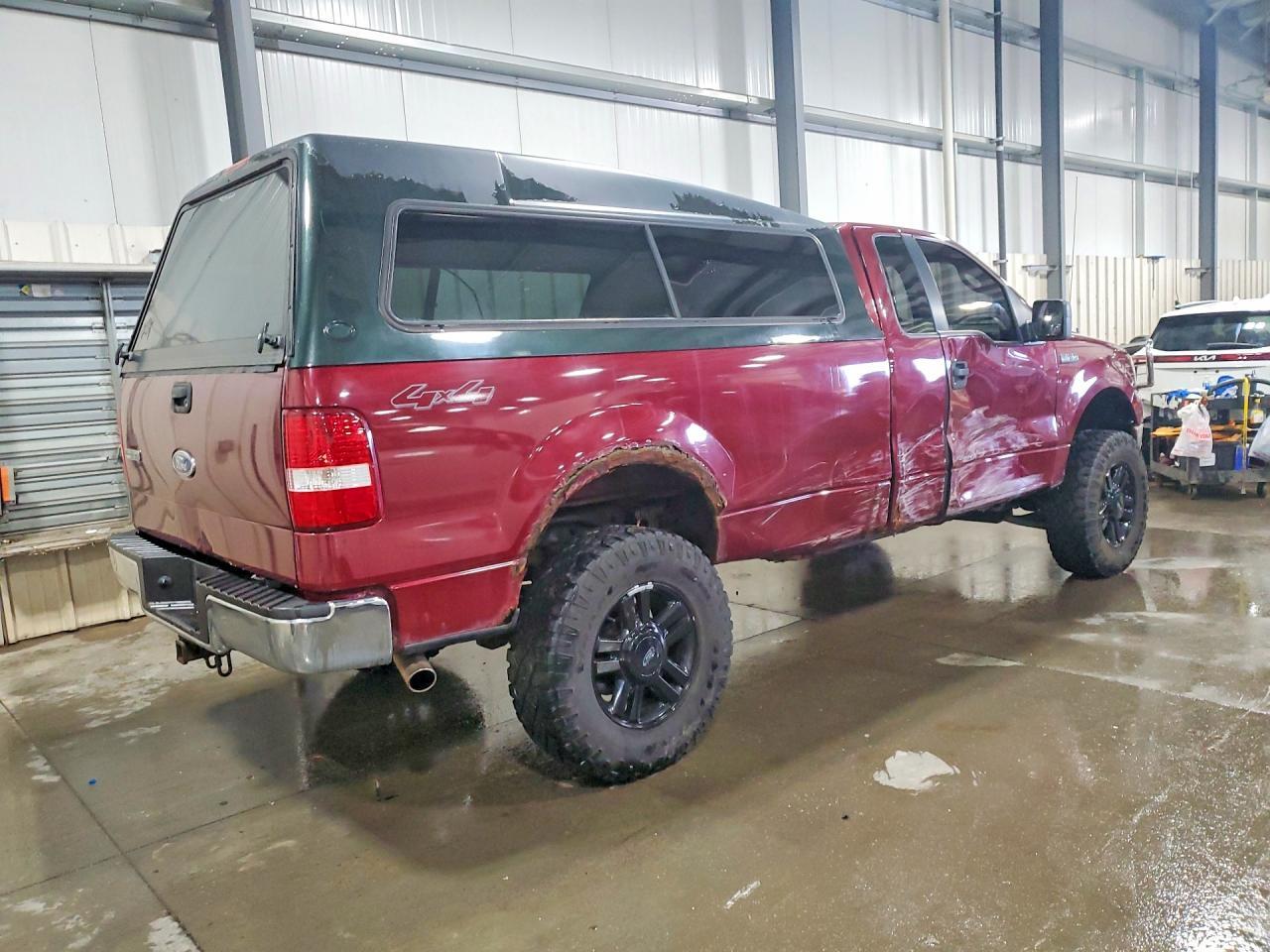 2005 Ford F150 - Image 3