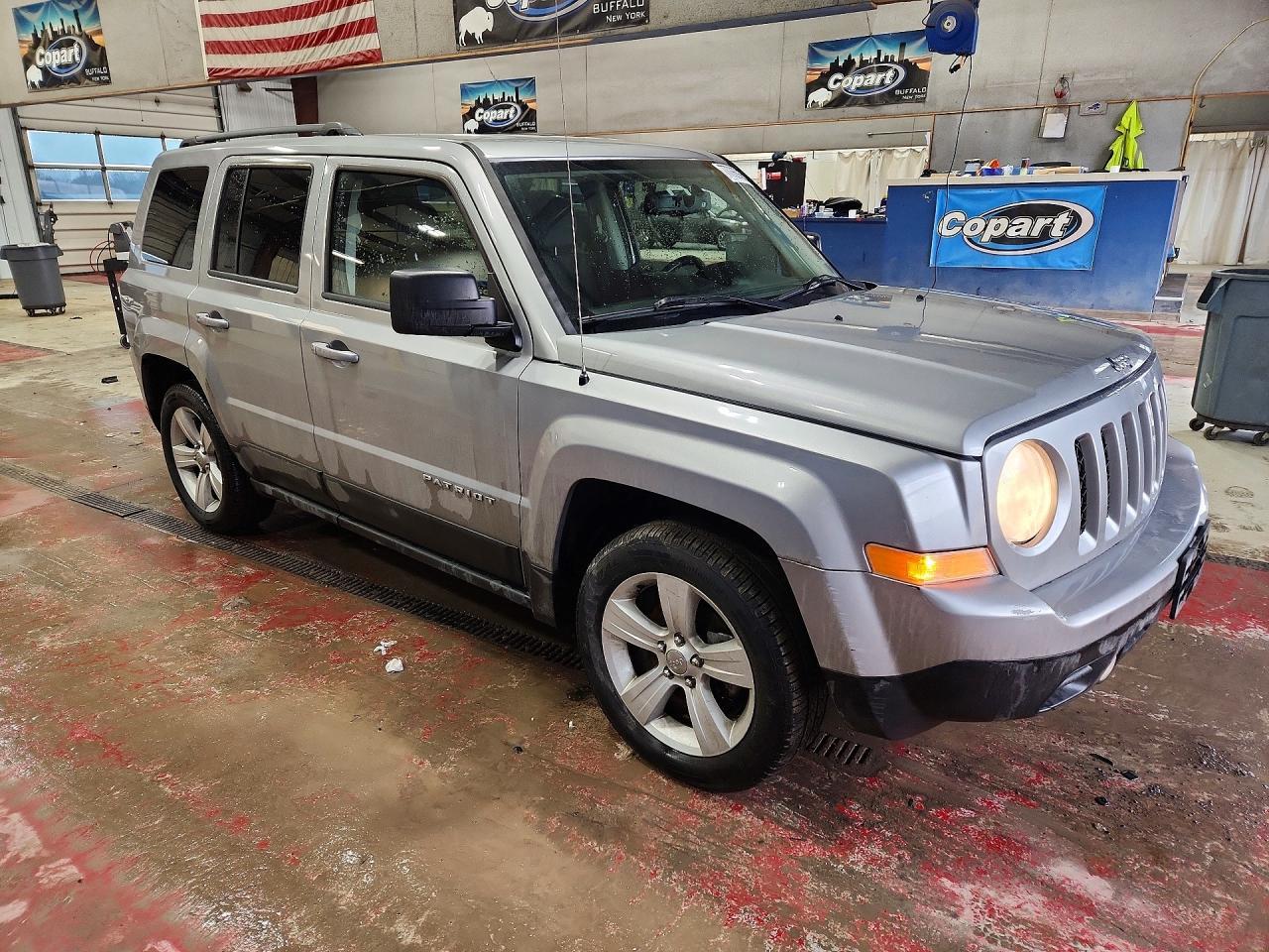 2016 Jeep Patriot Latitude - Фото 4