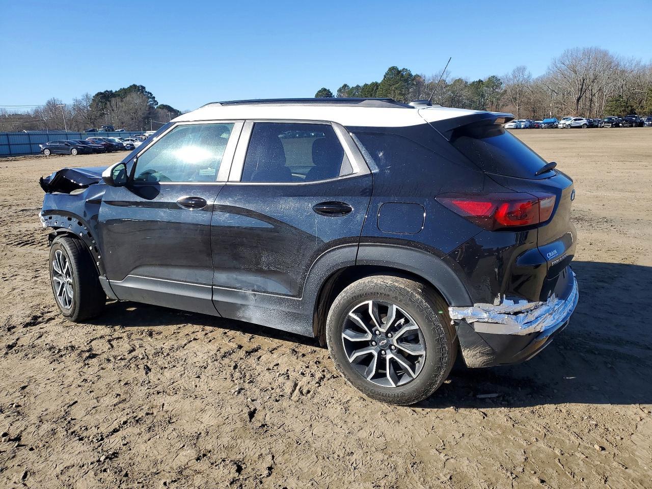 2024 Chevrolet Blazer - Image 2