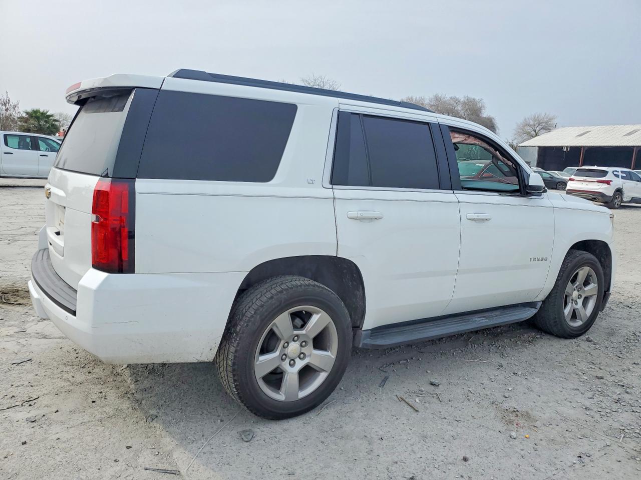 2017 Chevrolet Tahoe K1500 Lt - Фото 3