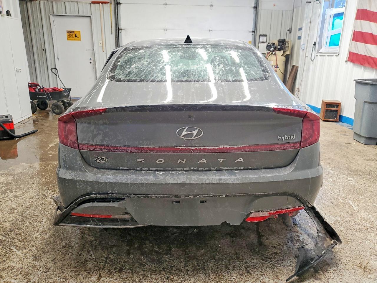 2022 Hyundai Sonata Hybrid - Фото 6