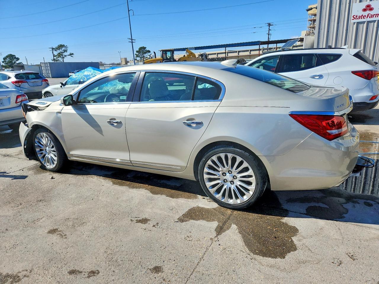 2016 Buick Lacrosse Premium - Image 2