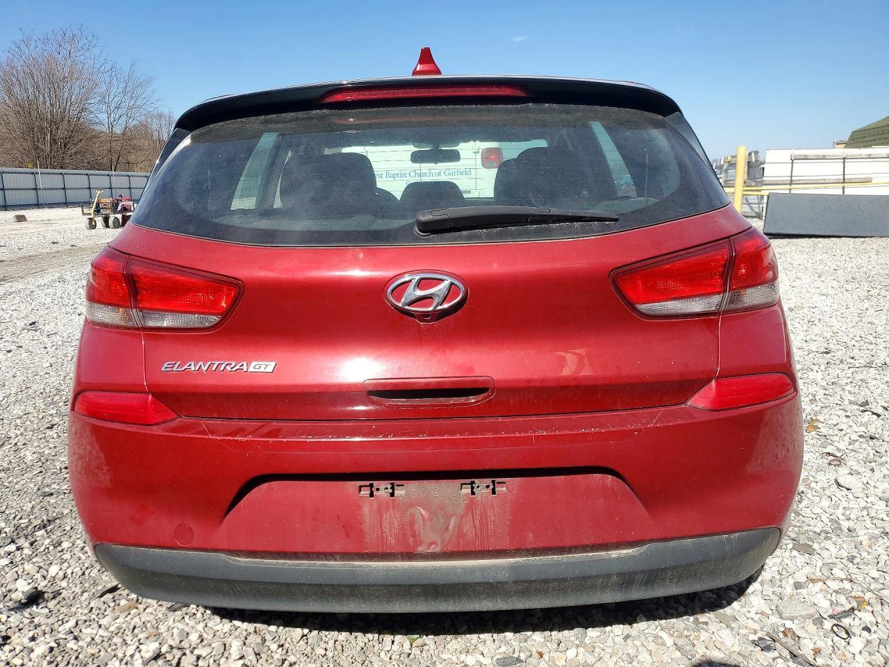 2018 Hyundai Elantra Gt Base - Image 6