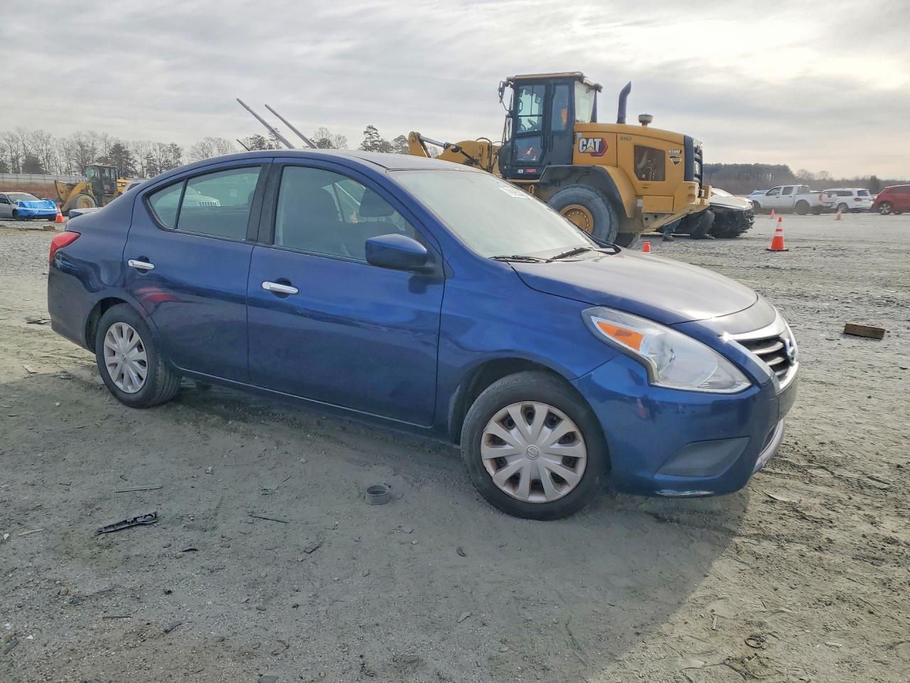 2018 Nissan Versa Sv - Фото 4