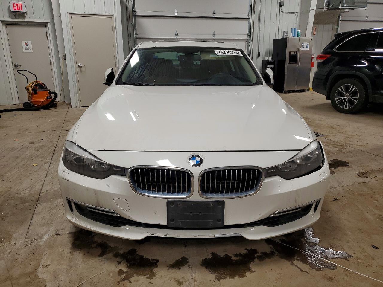 2013 BMW 328 I - Фото 5