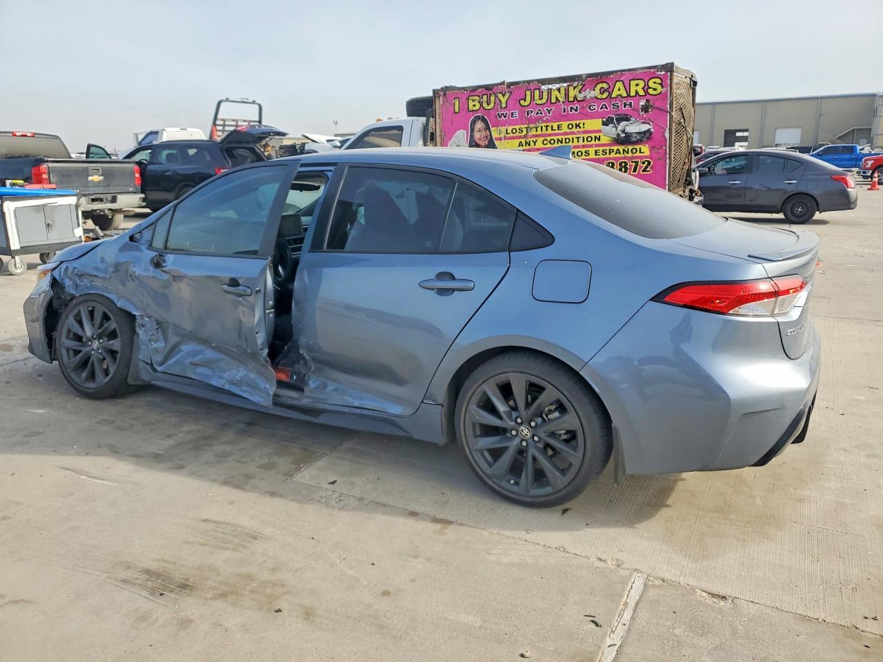 2023 Toyota Corolla Se - Фото 2