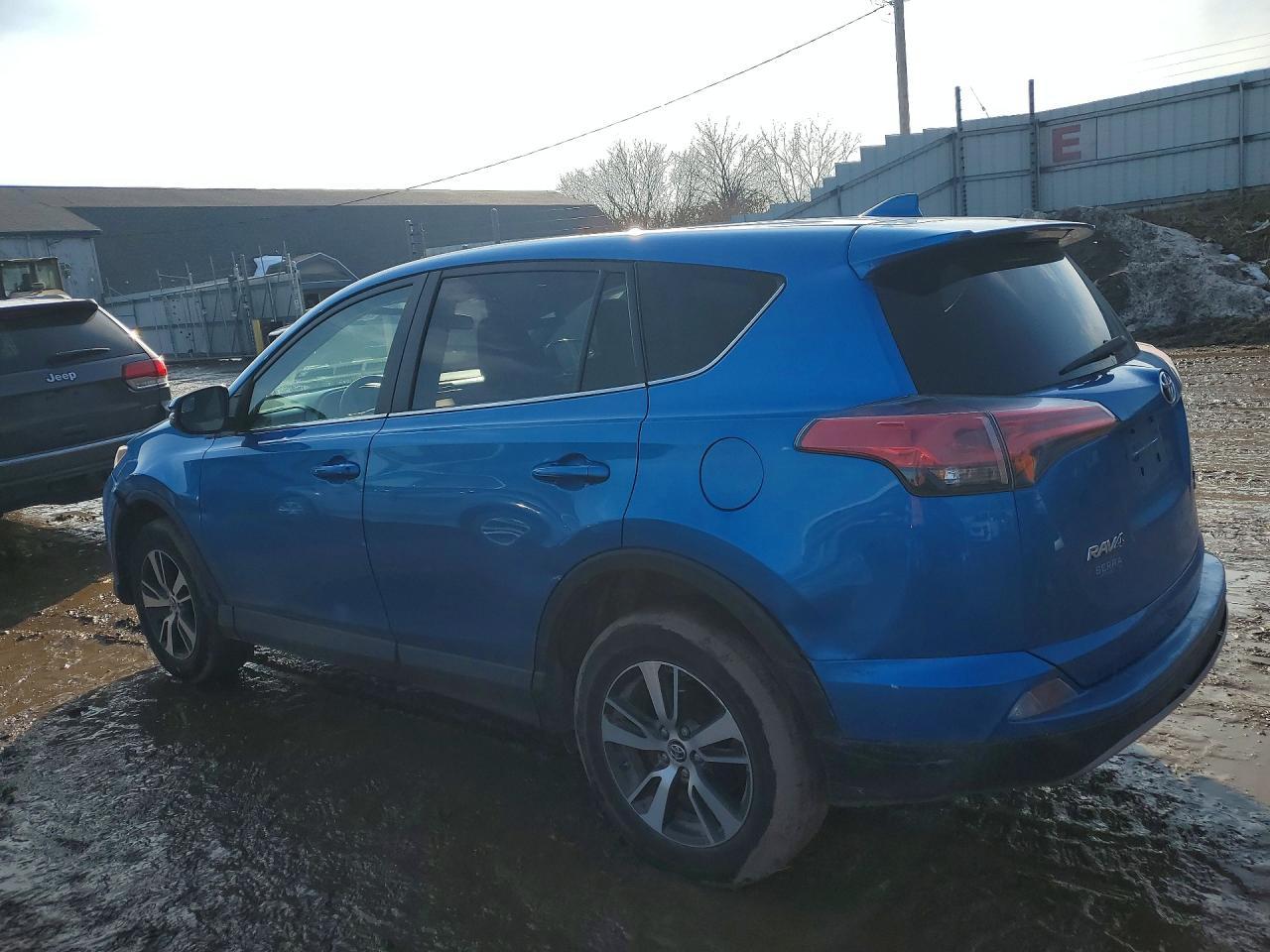 2018 Toyota Rav4 Adventure - Фото 2