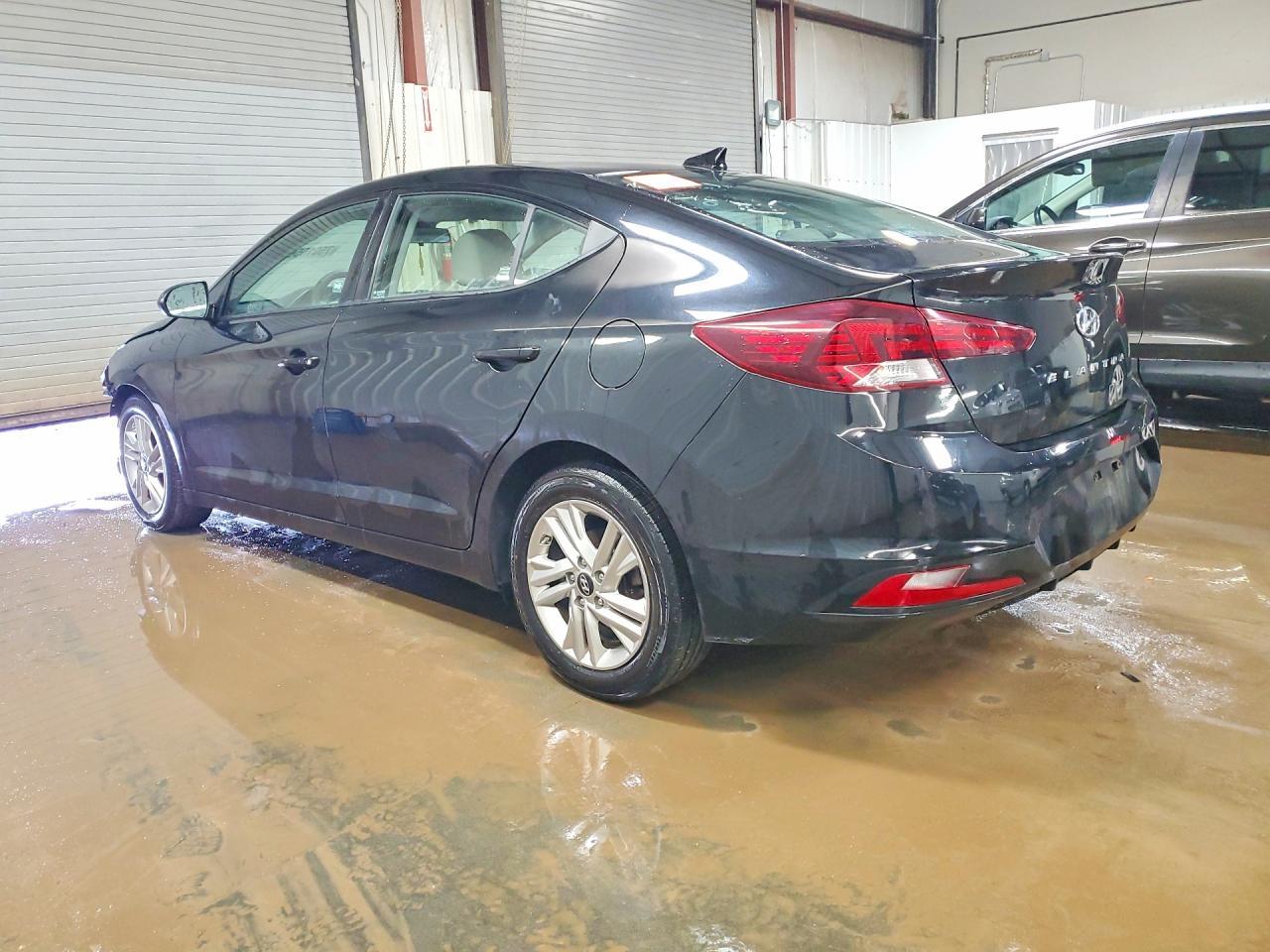 2019 Hyundai Elantra Sel - Фото 2