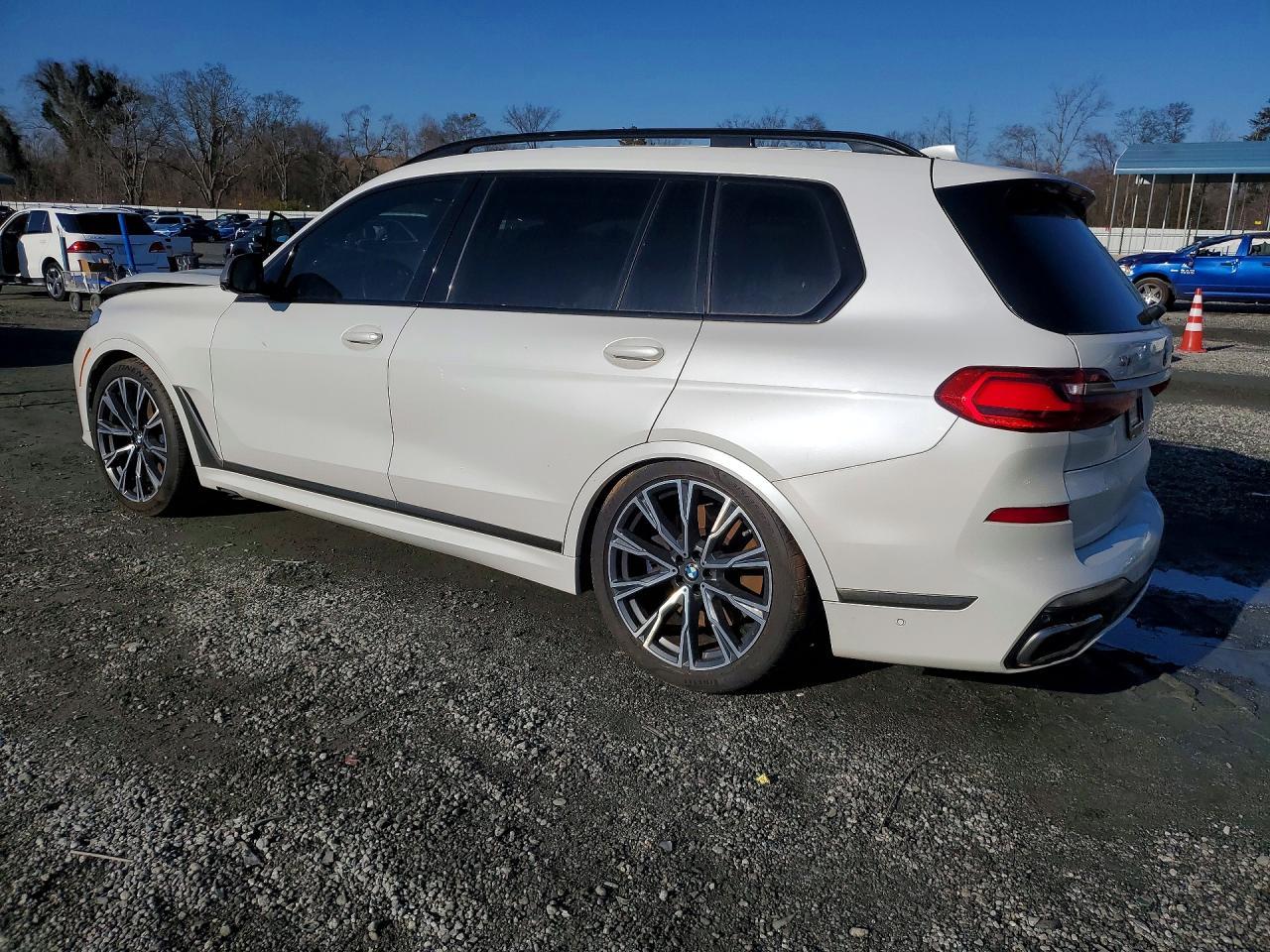 2020 BMW X7 M50I - Image 2