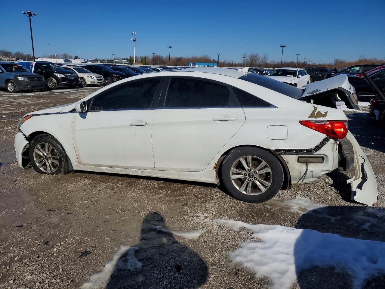 2011 Hyundai Sonata Gls - Image 2