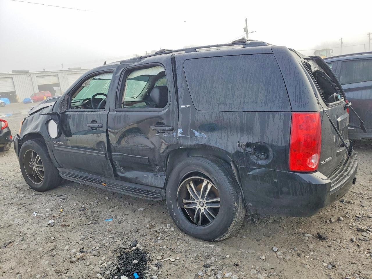 2013 GMC Yukon Slt - Фото 2