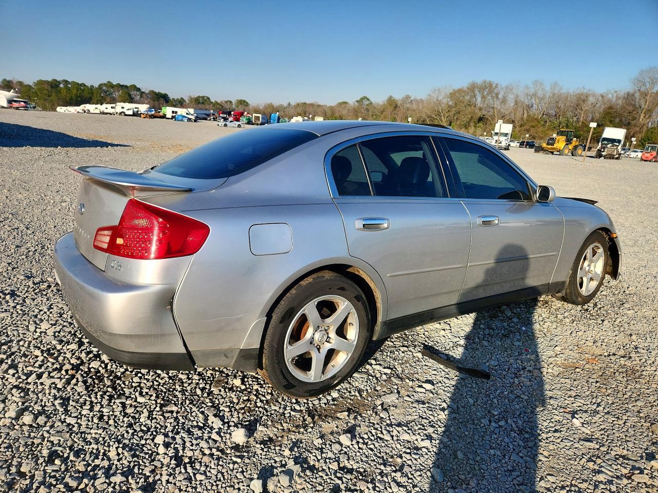2004 Infiniti G35 Base - Фото 3