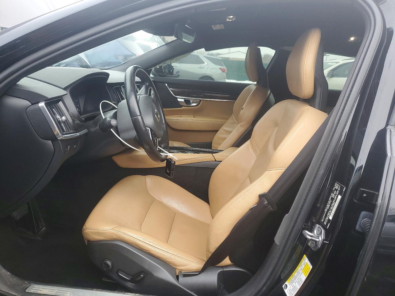 2018 Volvo S90 T5 Momentum - Фото 7