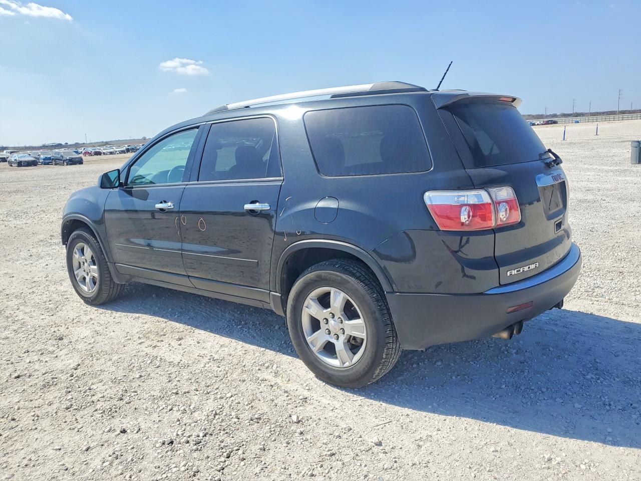 2011 GMC Acadia Sle - Фото 2