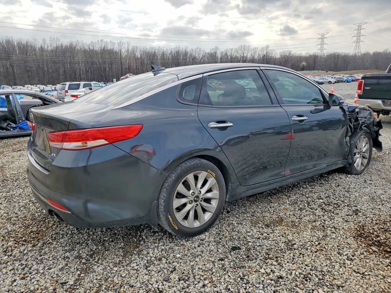 2016 Kia Optima Ex - Фото 3
