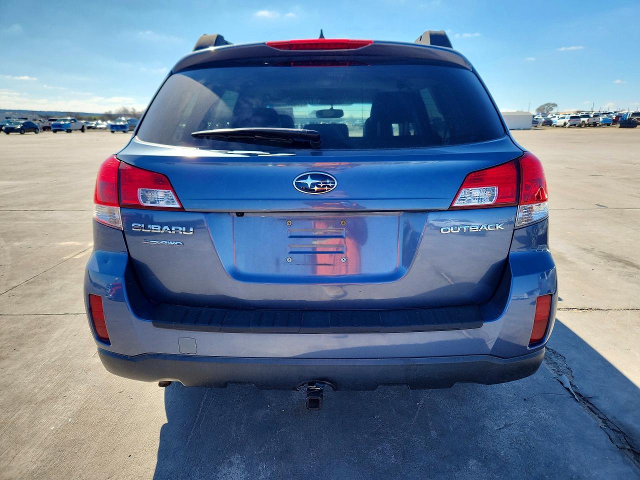 2013 Subaru Outback - Image 6