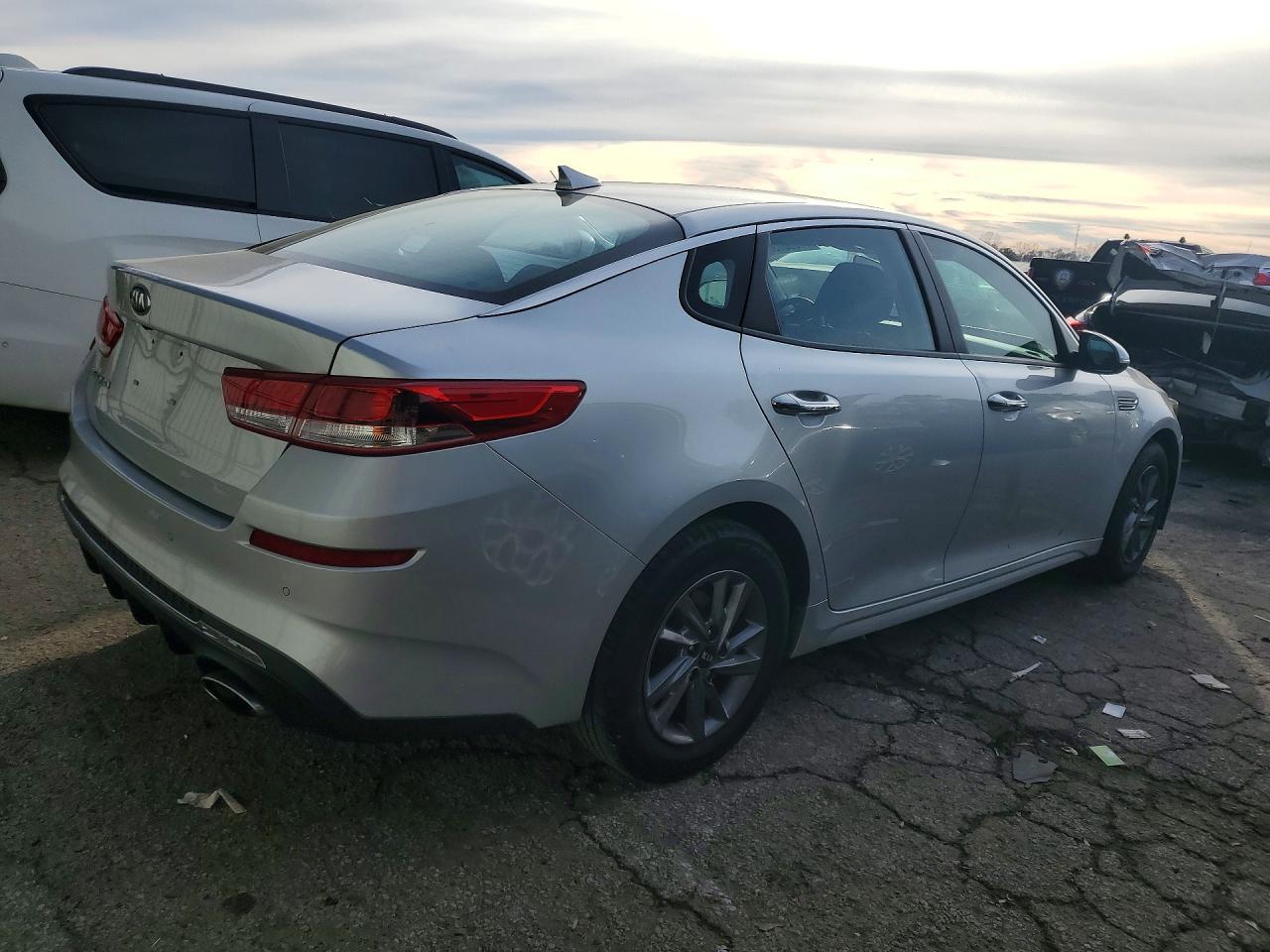 2020 Kia Optima Lx - Image 3