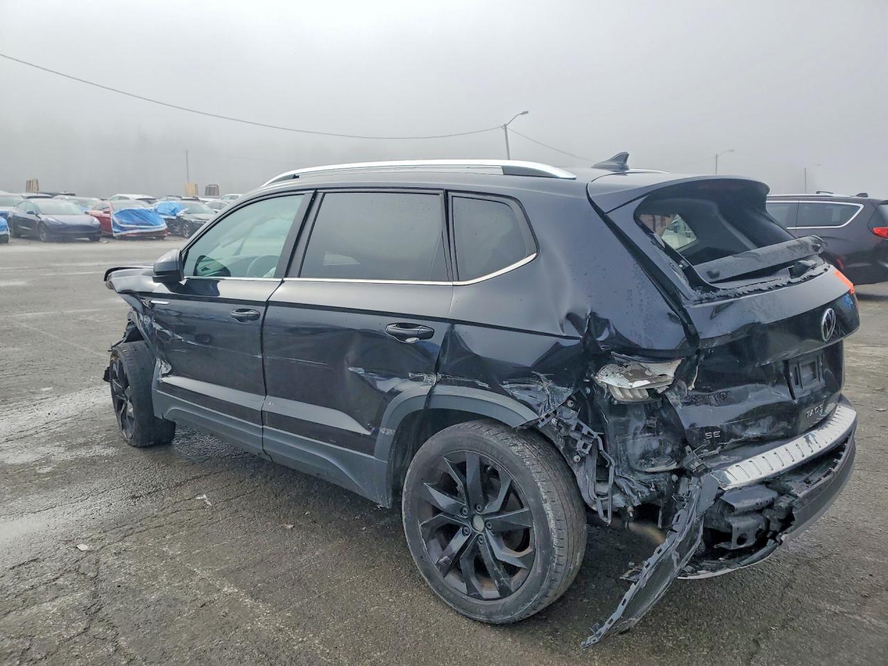 2023 Volkswagen Taos Se - Image 2