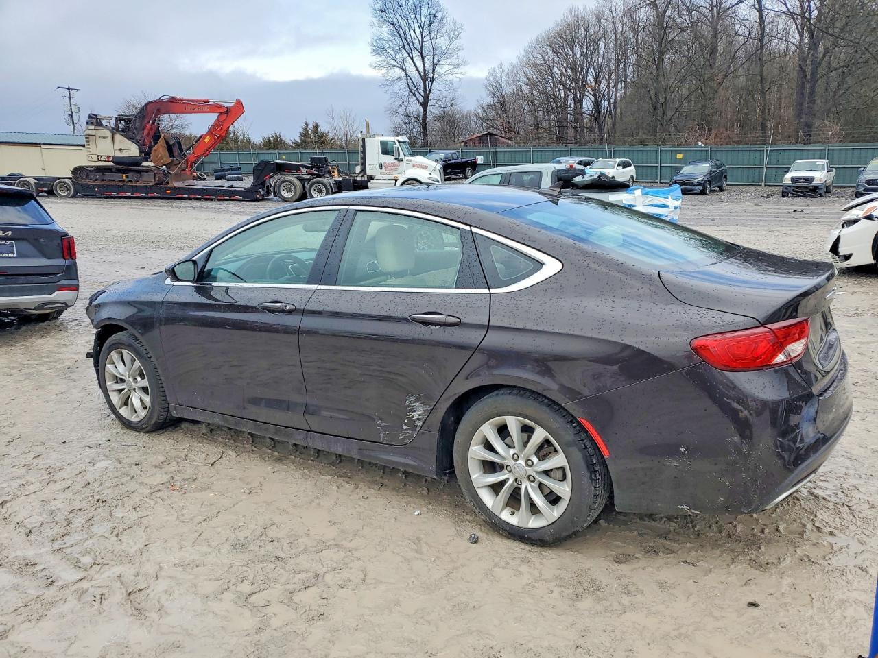 2015 Chrysler 200 C - Image 2