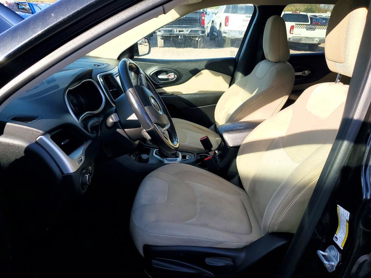 2016 Jeep Cherokee Sport - Фото 7